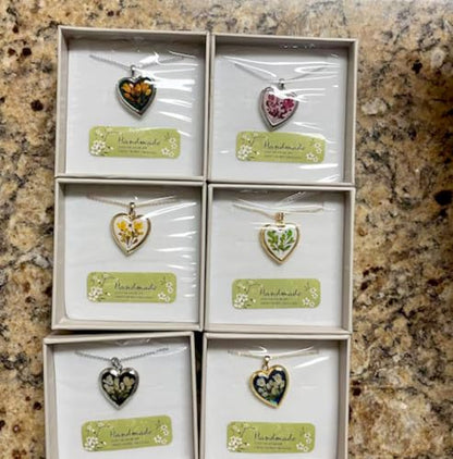 Handmade Dried Pressed Flower Heart Shaped Photo Locket Pendant Necklace - color: Silver, style: Orange Flower on Green