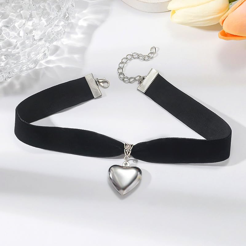 Puffy Heart Necklace for Women Crystal Heart Chunky Necklace Pendant Black Velvet Choker Necklace Christmas Jewelry Gift - color: Silver