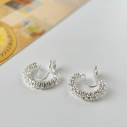 Clip On Hoop Earrings for Women Not Pierced Gold Silver Large Chnky Square Twisted Comfortable Coil Hoop Clip On Earrings - color: Metallic Silver