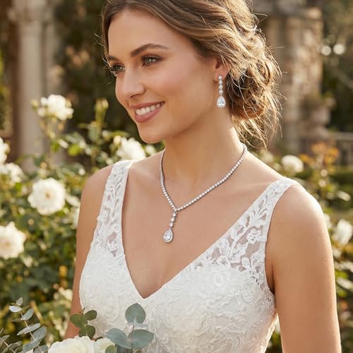 EVER FAITH Pear Shaped Cubic Zirconia Bridal Wedding Jewelry Set for Women | Gorgeous Water Drop Bride Necklace Dangle Earrings, for Bride Bridesmaid - color: White Silver-Tone