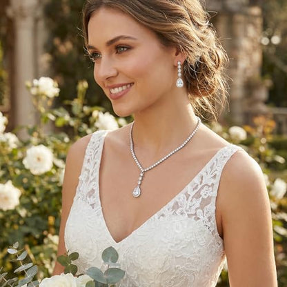 EVER FAITH Pear Shaped Cubic Zirconia Bridal Wedding Jewelry Set for Women | Gorgeous Water Drop Bride Necklace Dangle Earrings, for Bride Bridesmaid - color: White Silver-Tone