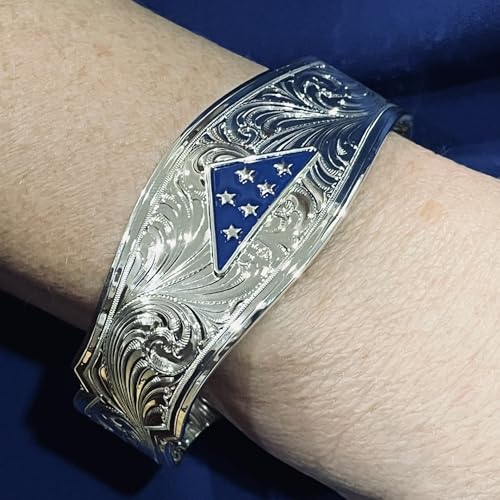 Montana Silversmiths Made in the USA Western Lifestyle Women's Cuff Bracelet - style: Folds of Honor Remembrance