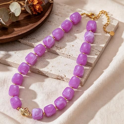 Beaded Necklaces for Women Boho Chunky Necklace Statement Big Resin Bead Choker Fashion Summer Beach Jewelry - color: Light Purple