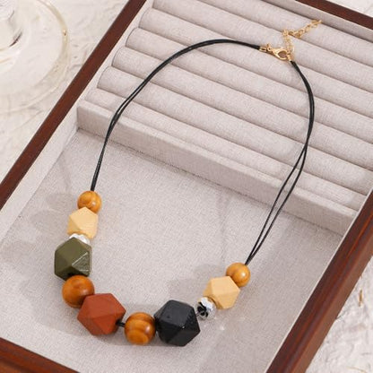 Boho Wooden Beaded Statement Necklace for Women, Geometric Chunky Wood Pendant Necklace, Tribal Ethnic Natural Fashion Jewelry for Vacation