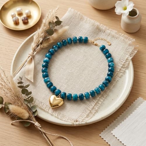 SYNLIN Resin Chunky Beaded Necklace for Women, Adjustable Heart Pendant Beaded Choker, Lightweight Statement Necklace, Boho Summer Beach Jewelry - color: Emerald Green