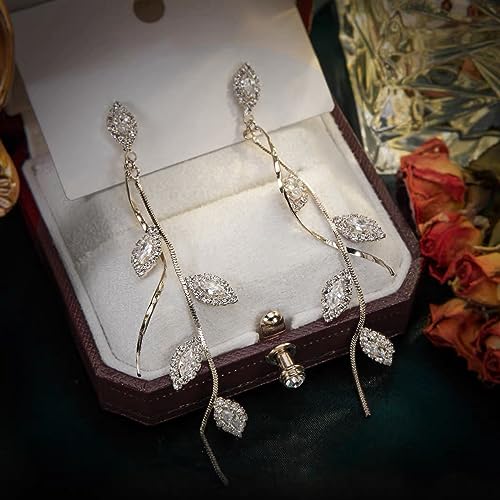 Crystal Wedding Earrings for Bridal Bridesmaid,Bride Drop Earrings Gold Chandelier Dangle Earrings for Women,Cubic Zirconia Rhinestone Dangling Earrings Prom Party Jewelry Gifts - color: Silver