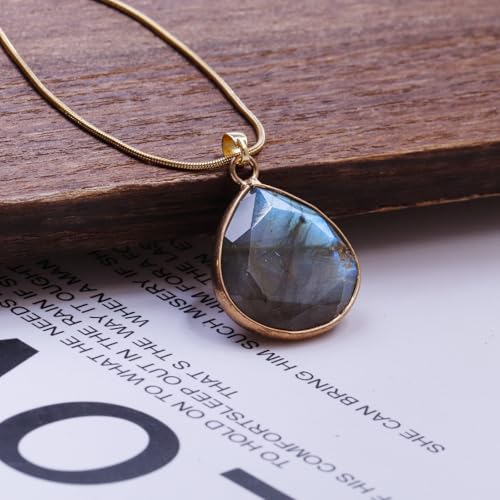 Da Piao Liang Labradorite Crescent Moon Energy Necklace, Healing Crystal Pendant With Stainless Steel Chain, Spiritual Jewelry - color: Gold