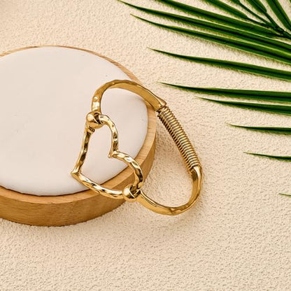 Chunky Heart Bracelet for Women Gold Silver Heart Cuff Bracelet Open Statement Love Bangle Minimalist Jewelry - color: Gold Heart