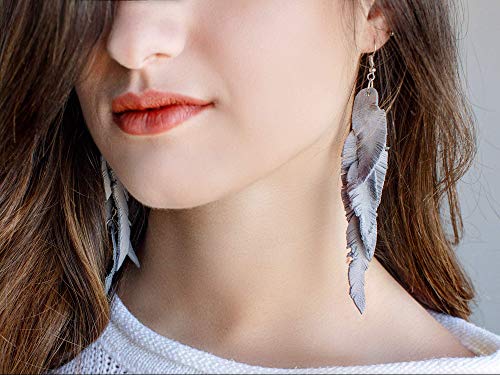Leather Feather Earrings, Suede layered earrings, boho wedding jewelry, summer earrings, gift for her, dangle earrings - color: grey