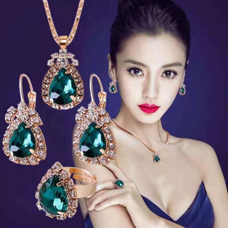 MALOYANVE 4PCS Crystal Heart Jewelry Set Glitter Gold Cubic Zirconia Love Heart Pendant Necklace Lightweight Hoop Earrings Bangle Bracelet Adjustable Open Ring Prom Wedding Jewelry for Women - color: Green