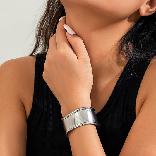 Chunky Gold Cuff Bracelet Chunky Bangles for Women Non Tarnish Modern Gold Jewelry Gifts trendy fashion fall fashion jewelry womens fashion - color: B