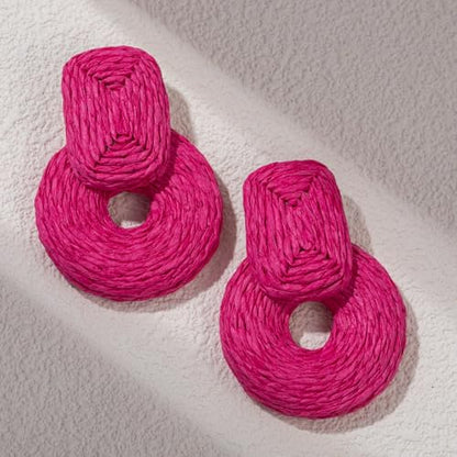 Statement Raffia Earrings Cute Boho Earrings Rattan Dangle Earrings Handmade Straw Wrap Earrings Summer Drop Dangling Earrings for Women Teen Girls - color: Rose