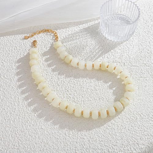 Chunky Beaded Necklace for Women Trendy Multicolor Resin Beads Choker Necklaces Boho Summer Statement Necklace Chunky Heart Jewelry - color: Bead necklace-white