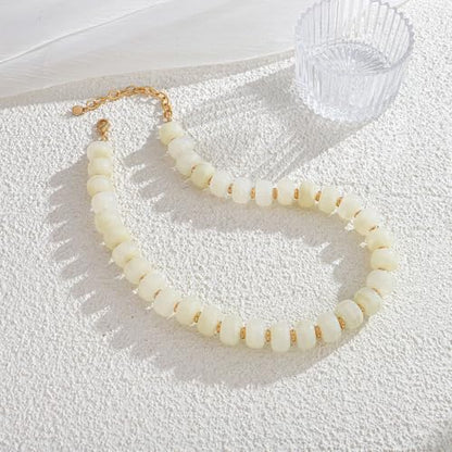 Chunky Beaded Necklace for Women Trendy Multicolor Resin Beads Choker Necklaces Boho Summer Statement Necklace Chunky Heart Jewelry - color: Bead necklace-white