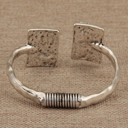 GelConnie Chunky Cuff Bangle Bracelet for Women, Statement Jewelry | Gold and Silver Tone Cuff Bangles with Resin, Crystal and Textured Accents for Party, Vacation and Dressy Looks - style: Bangle 06-Silver