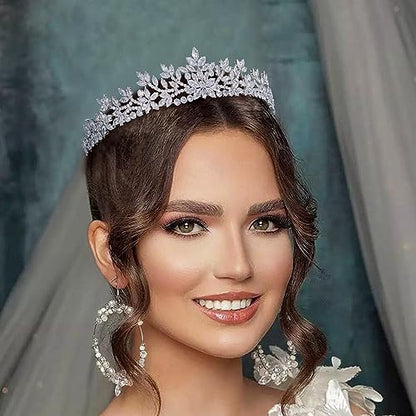 Silver Wedding Tiaras for Bride Birthday Crowns for Girls Cubic Zirconia Homecoming Tiaras and Crowns for Women - color: A Silver