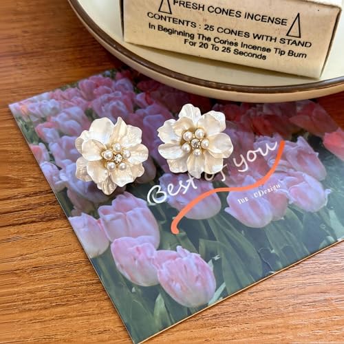 Clip-On Earrings for Womem Flower Faux Pearl Non Piercing Earrings Jewelry - color: Camellia B