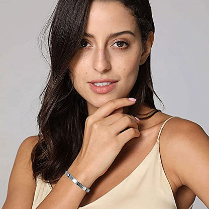 VQYSKO Love Friendship Bracelet Bangle Gold Rose Gold Silver with Cubic Zirconia Stones Stainless Steel Hinged Jewelry with Crystal Oval Bracelet Birthday Present for Her Women Teen Girls - style: 6.7 Inch-Heart-Silver
