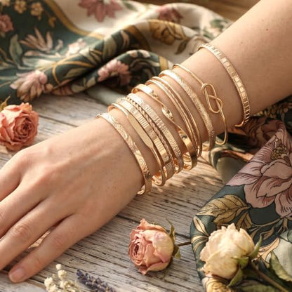 Gold Bangle Bracelets for Women, 12 Pcs Multi Layer Stackable Boho Bracelet Set 14K Gold Plated Textured Golds Bangle Bracelets Adjustable Fashion Jewelry Set