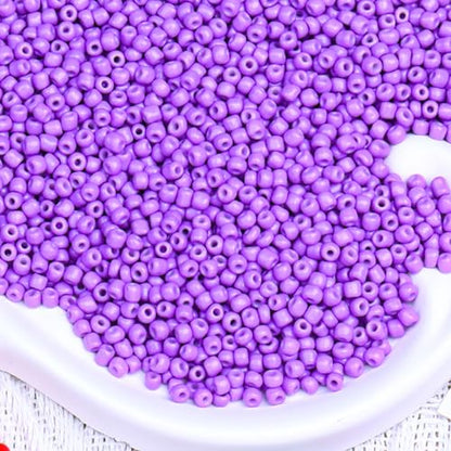 2000pcs Glass Seed Beads Bulk, 4mm 6/0 Mini Pony Spacer Small Individual Color Seed Beads for DIY Bracelet Necklaces Wrist Jewelry Making, Light Purple - color: Light Purple