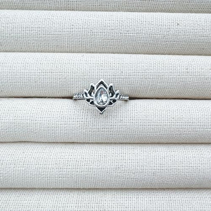 Lotus Ring for Women - Zircon Inlaid Flower Promise Ring - My Trauma Inspirational Statement Floral Jewelry Gift - color: white