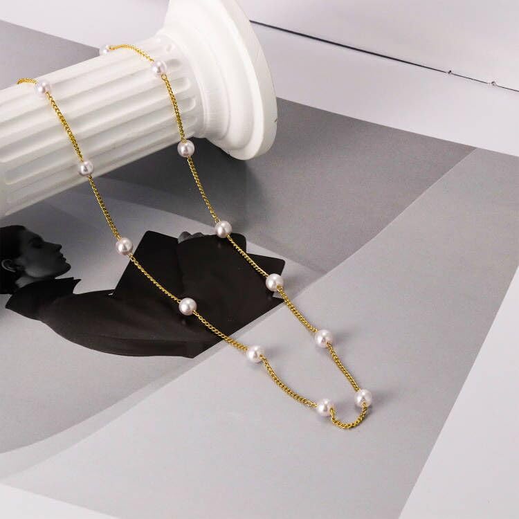 Gold Pearl Necklace For Women - 14K Gold Plated Layered Herringbone Chain Pearl Necklace, Trendy Simple Gold Jewelry Gift - color: Pearl Choker-Gold