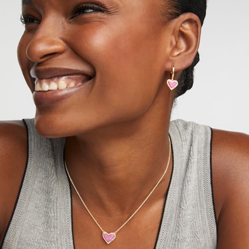 Kendra Scott Ari Heart Huggie Earrings for Women, Fashion Jewelry - color: GOLD - HOT PINK DRUSY