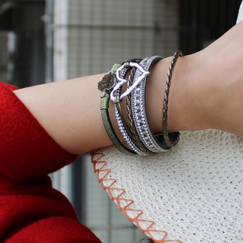 Womens Love Heart Leather Wrap Bracelet Multi-layer Stacked Bangle | Magnetic Clasp Soft PU Leather Resin Stone Rhinestone Boho Style Birthday Valentine Christmas Bohemian Jewelry Gift - color: Grass Green