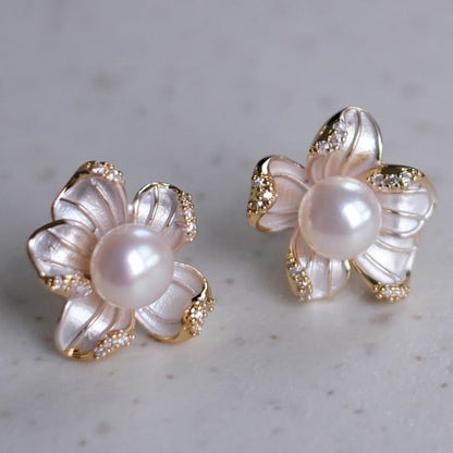 Elegant Imitation Pearl White Enamel Flower Stud Earrings for Wome Daily Party Banquet Earrings Jewelry Gifts - color: gold