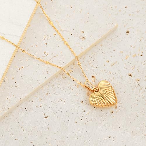 Aobei Pearl 18K Gold Plated Pendant Necklace for Women Dainty Gold Chain Choker Love Heart Disc Coin Pearl Cross Toggle Jewelry - style: Texture Heart