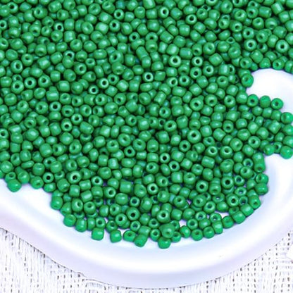 2000pcs Glass Seed Beads Bulk, 4mm 6/0 Mini Pony Spacer Small Individual Color Seed Beads for DIY Bracelet Necklaces Wrist Jewelry Making, Green - color: Green