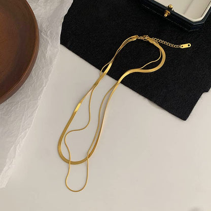 Women's Double-Layer Layered Necklace, Snake Chain Titanium Steel Collarbone Retro Gold Short Neck Chain, Short-Style Set