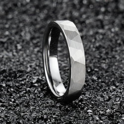 2/4/6/8mm Black/silver/gold Tungsten Rings for Men Womens Couple Fashion Jewelry Promise Engagement Wedding Band Hammered Inner ring inlaid with olive wood Carbide Polished Edge Comfort Fit - color: 4MM silver