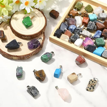 DanLingJewelry 50pcs Natural Random Reiki Nugget Gemstone Charms Irregular Healing Crystal Chakra Stone Pendants for Jewelry Making - color: Mini Stones-50pcs-Random Stones&Colors