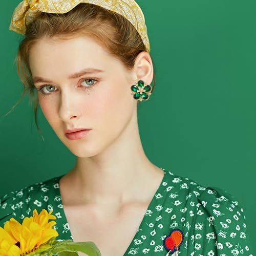 Bohemian Sparkly Crystal Flower Sliver Lightweight Stud Earrings Peach Blossom Rhinestone Floral Dangle Earrings For Women Jewelry Gifts - color: Green