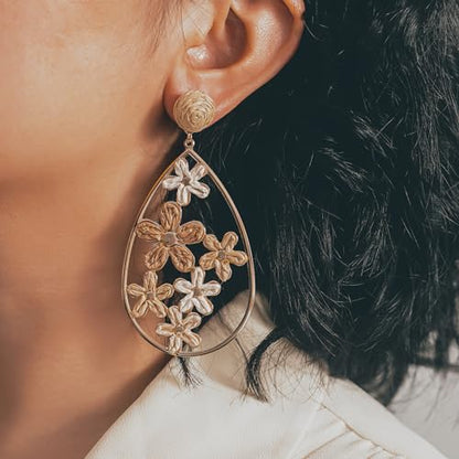 Boho Raffia Flower Teardrop Earrings Cute Colorful Dangle Trendy Jewelry | Floral Drop Statement Big Dangling Earring Hypoallergenic Gold Fun Unique Summer Spring Beach Vacation Outfits for Women - color: Nature