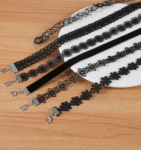 Women's Choker Necklaces, 6-Piece Black Velvet Choker Necklace Set, Adjustable Gothic Vintage Collar Necklaces, Y2K Aesthetic Layered Choker Jewelry for Party Daily Wear