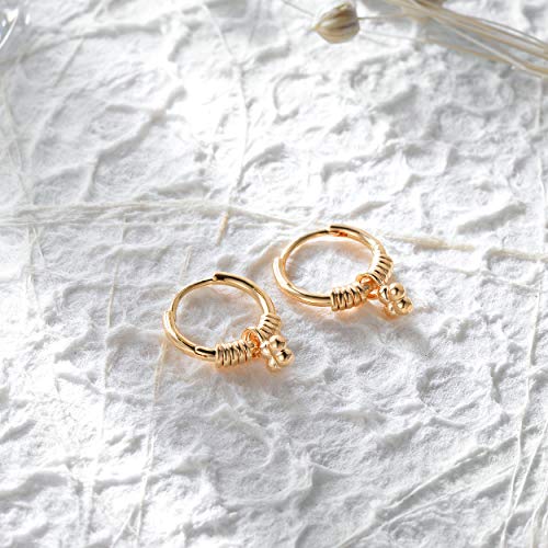 LOYATA Gold Huggie Hoop Earrings 14K Gold Plated Dainty Small Simple Hypoallergenic Jewelry Gift for Women - style: Clover