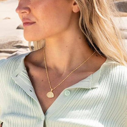 MTMY Gold Starfish Necklace 14K Gold Plated Shell Conch Ocean Pendant Necklace for Women Beach Summer Jewelry - style: shining shell