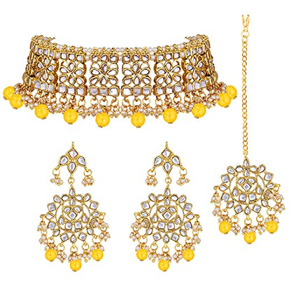 Aheli Elegant Indian Faux Kundan Studded Choker Necklace with Maang Tikka Set Ethnic Wedding Wear Bharatanatyam jewellery set Gift for Women - color: Yellow