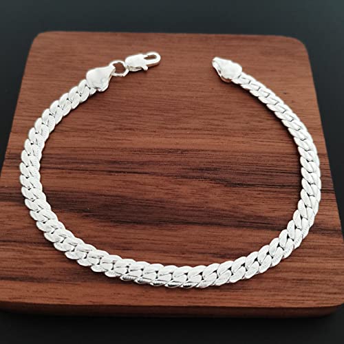 Gold Figaro Chain Bracelet Dainty Curb Cuban Link Chain Bracelet Simple Thin Chain Wrist Bracelet with Lobster Lock Clasp Minimalist Bracelet Jewelry Gifts for Women and Men - color: Silver