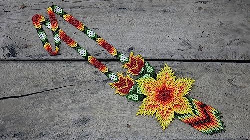 Handmade beaded Native native american style huichol glass seed bead Necklace Collar de cuentas nativas al estilo mexicano de los artesanos regalos para mujeres - color: Mehroon yellow & Green