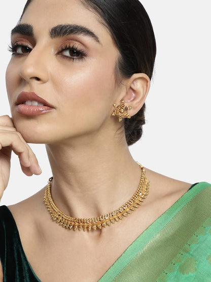 Aheli Bollywood Traditional Gold Tone Short Necklace Earrings Jewelry Set Gift for Women Wedding Party Ethnic Fashion Wear - color: Gold 4