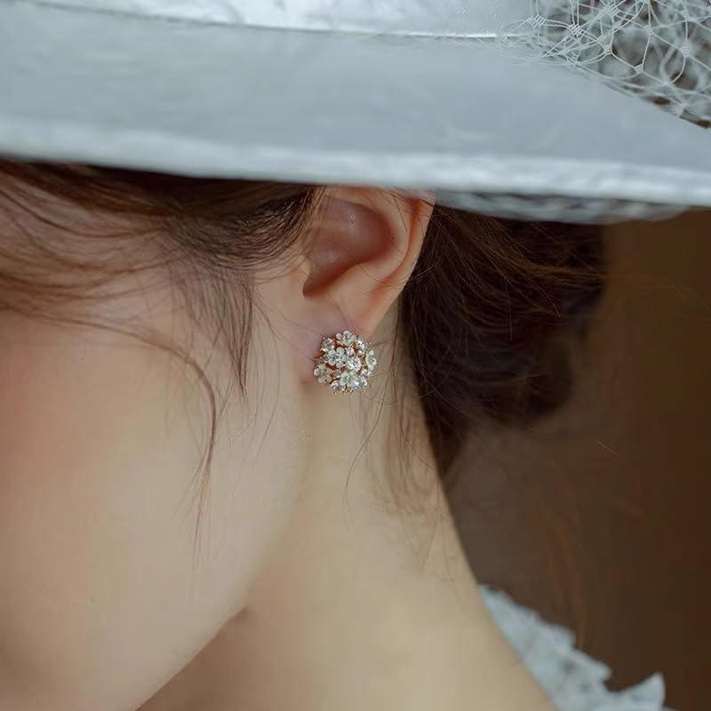Clip-On Earrings for Womem Flower Faux Pearl Non Piercing Earrings Jewelry - color: Floral Cluster -CZ