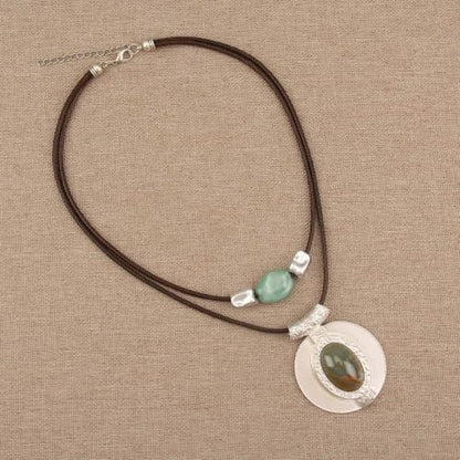 Chunky Pendant Necklace for Women Vintage Boho Necklaces Choker Layered Statement Necklaces Bohemian Jewlery Gifts - style: Large Pendant Choker Necklace