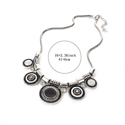 Bethynas Boho Ethnic Round Charm Pendant Choker Necklace Retro Silver-Toned Hippie Chunky Neck Chain Tribal Pattern Statement Accessories for Women