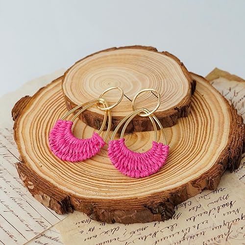 Raffia Hoop Earrings for Women Fun Boho Summer Beach Earrings Lightweight Handmade Straw Wicker Rattan Dangle Earrings Statement Geometric Round Drop Earrings - color: Hot Pink - Teardrop