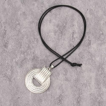 Boho Necklaces for Women Chunky Circle Necklace Bohemian Necklaces | Chunky Boho Necklace for Women Layered Boho Circle Leather Choker Necklace Long Vintage Necklaces Bohemian Jewlery Gifts - style: Boho Chunky Necklace