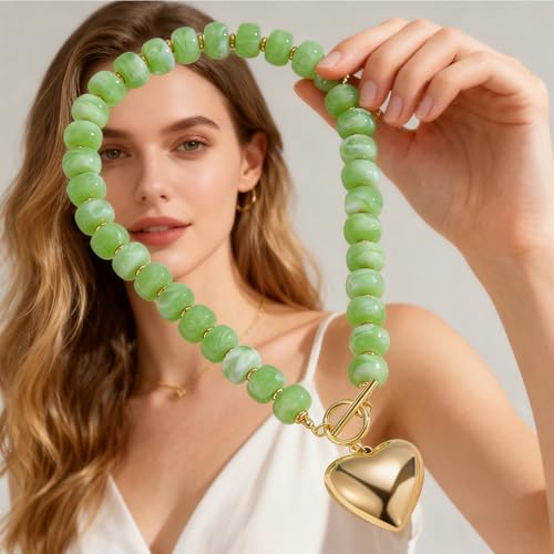 Chunky Heart Necklaces for Women Colorful Resin Beaded Necklaces for Women Gold Puffy Heart Statement Necklace Trendy Acrylic Choker Jewelry Gift - color: B