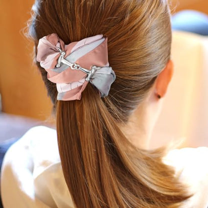 Joez Wonderful Scarf Ring Clip, Wide Band Chunky Chain Silk Scarf Buckle, Shawl Clips Scarf Clasp Holder Scarves Pin - color: (Horsebit) Silver